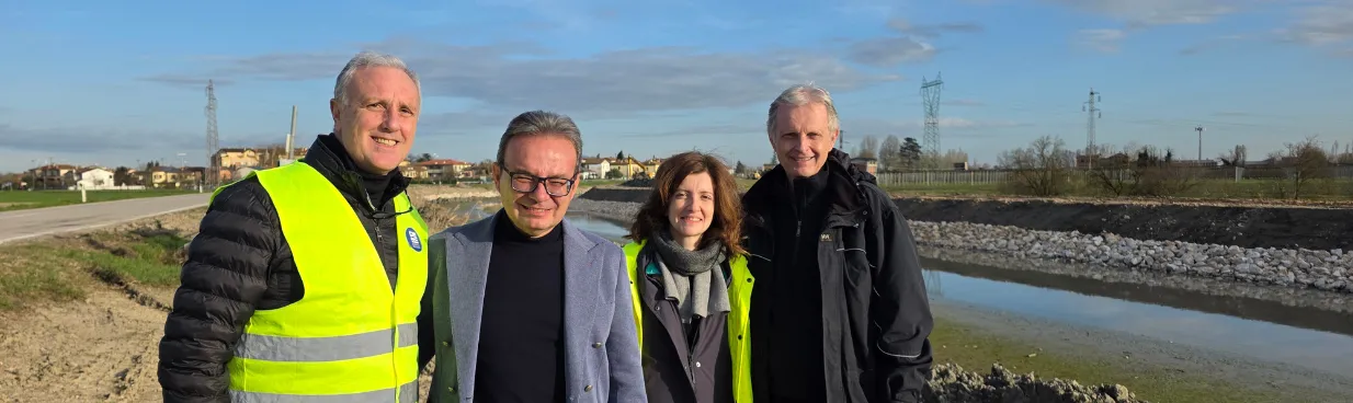 Al lavoro per ripristinare la piena funzionalità idraulica del canale Riolo