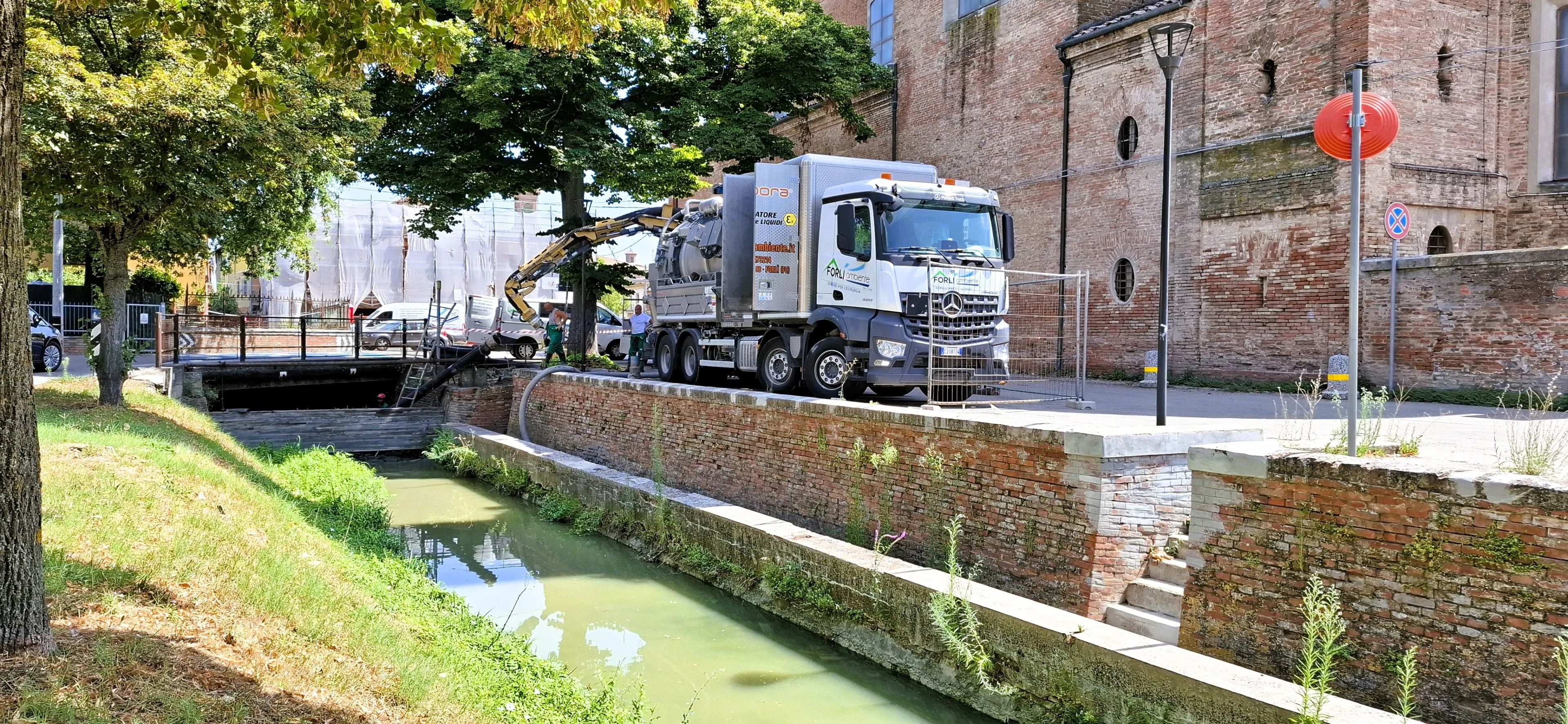 Al via i lavori per ripristinare la capacità idraulica dello storico Canale di Medicina