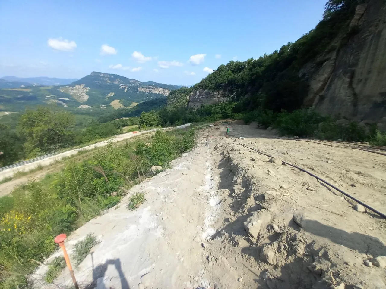 Partito l'intervento strutturale per il ripristino del dissesto in Via dei Gruppi a Pianoro